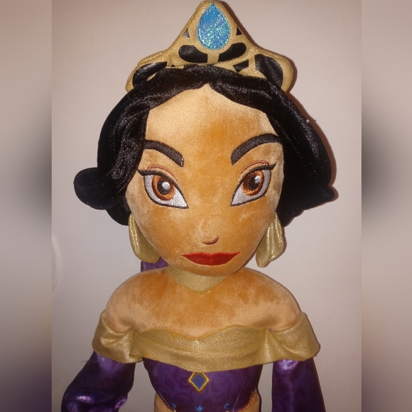 Disney's Aladdin Princess Jasmine size 33in ( 2feet 9in)  Jumbo plush. - Picture 3 of 7